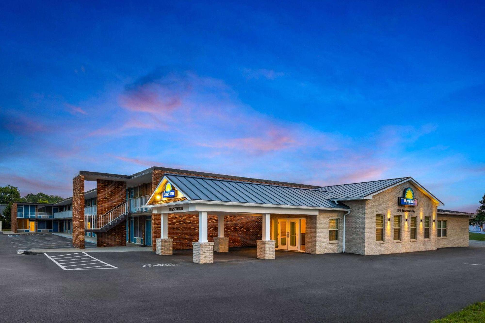 Days Inn Of Frederick By Wyndham Exterior foto